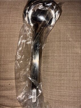 Vollrath Commercial Grade Stainless Steel Ladle - Polished Silver